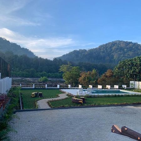 Seeheim Resorts Athirappilly Dış mekan fotoğraf