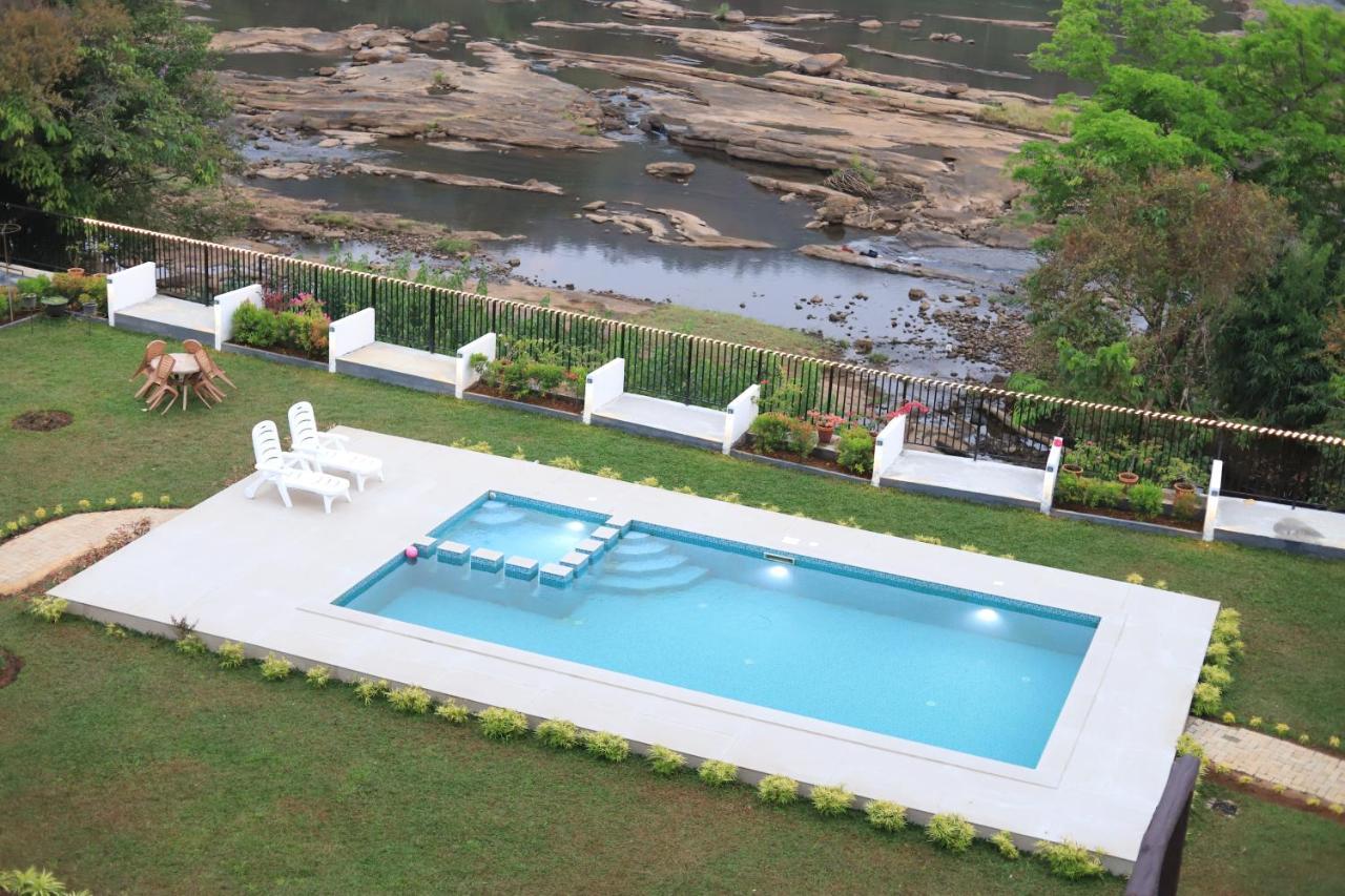 Seeheim Resorts Athirappilly Dış mekan fotoğraf